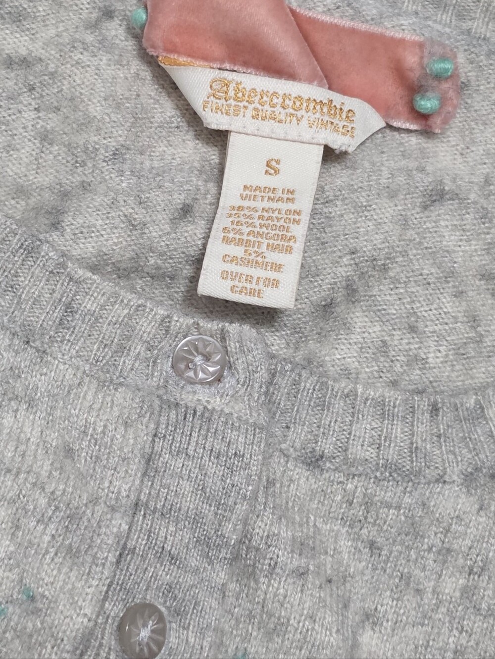 Abercrombie vintage Cashmere wool blend cropped button up cardigan with pink - Picture 7 of 7